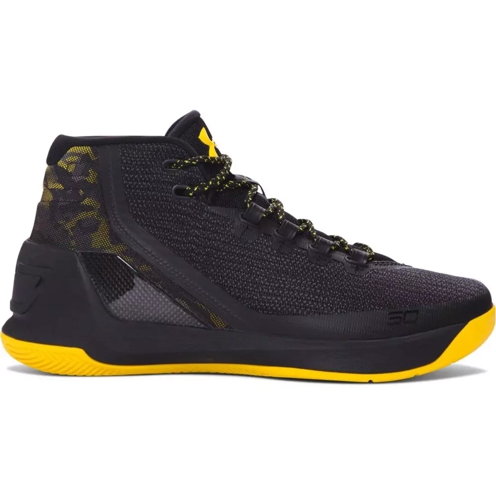 UA CURRY 3 