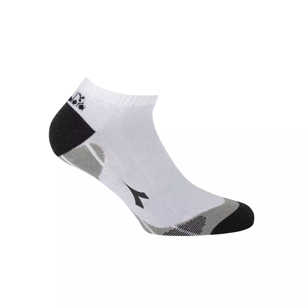 Skarpetki DIADORA UNISEX INVISIBLE SOCKS MULTISPORT 3 PAIRS PER PACK 